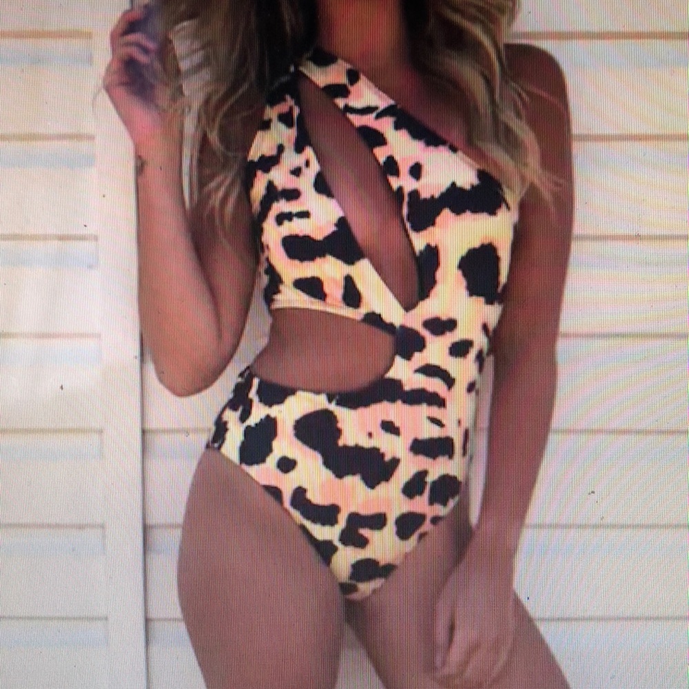 Leopard Asymmetrical Shoulder Cutout OnePiece swim